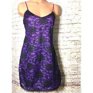 Circa 2000 Vintage Black Lace Chemise Sleepwear